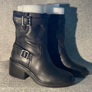 Vince Camuto Vergila Boots. NEW